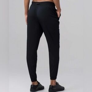 Lululemon In Depth Black Jogger Size 8